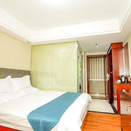 Ji Hotel Shanghai Hongqiao Gubei Fortune Center Екстериор снимка