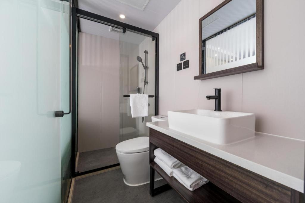 Ji Hotel Shanghai Hongqiao Gubei Fortune Center Екстериор снимка