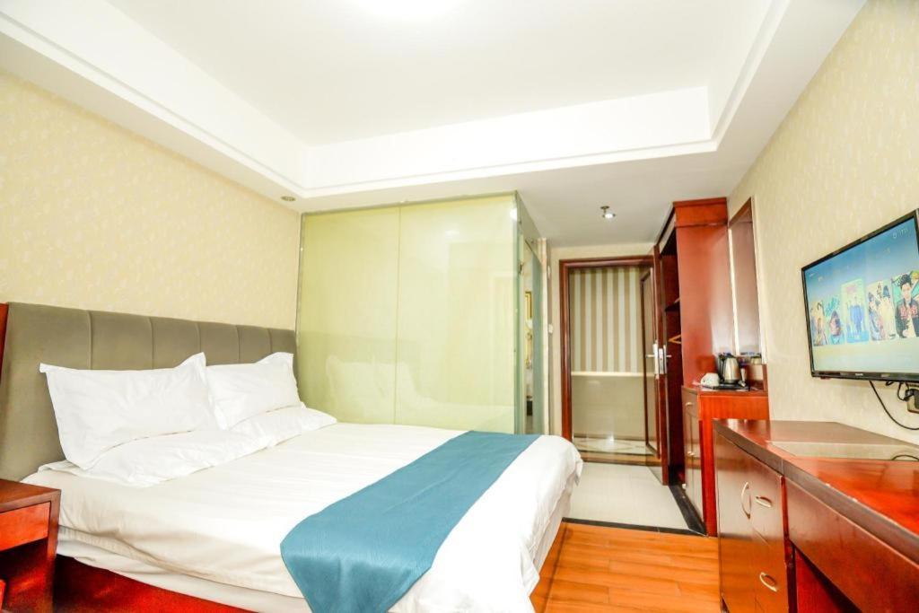 Ji Hotel Shanghai Hongqiao Gubei Fortune Center Екстериор снимка