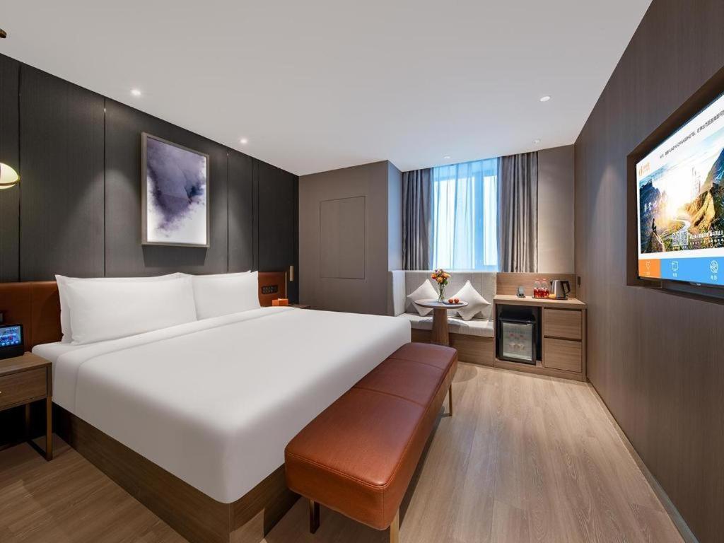Ji Hotel Shanghai Hongqiao Gubei Fortune Center Екстериор снимка