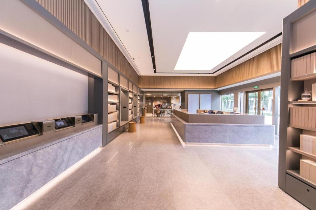 Ji Hotel Shanghai Hongqiao Gubei Fortune Center Екстериор снимка