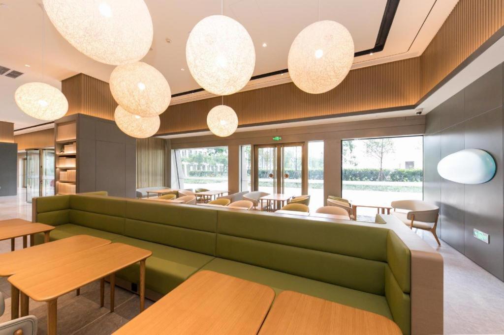 Ji Hotel Shanghai Hongqiao Gubei Fortune Center Екстериор снимка